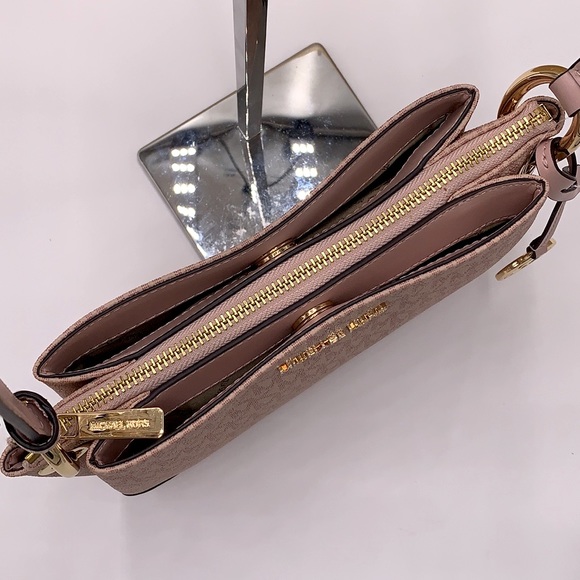 MICHAEL KORS NICOLE LG TRIPLE COMPARTMENT CROSSBODY - Picture 8 of 16